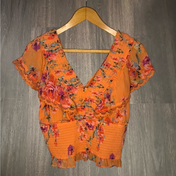 Jessica Simpson NWT Orange Floral Smocked Top Small Boho Cottagecore - Picture 2 of 3